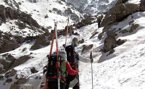 Cross country skiing in Toubkal Massif 